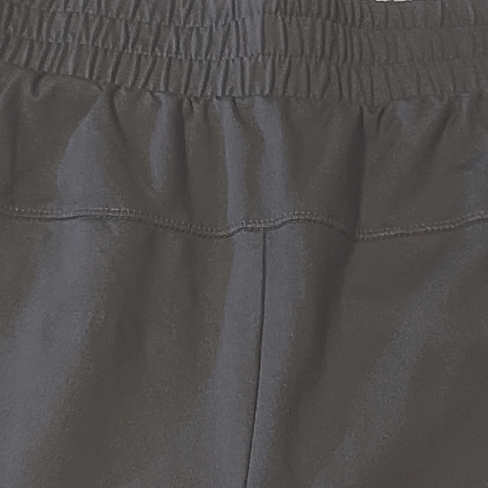 All In Motion Women Shorts. - Picture 3 of 8
